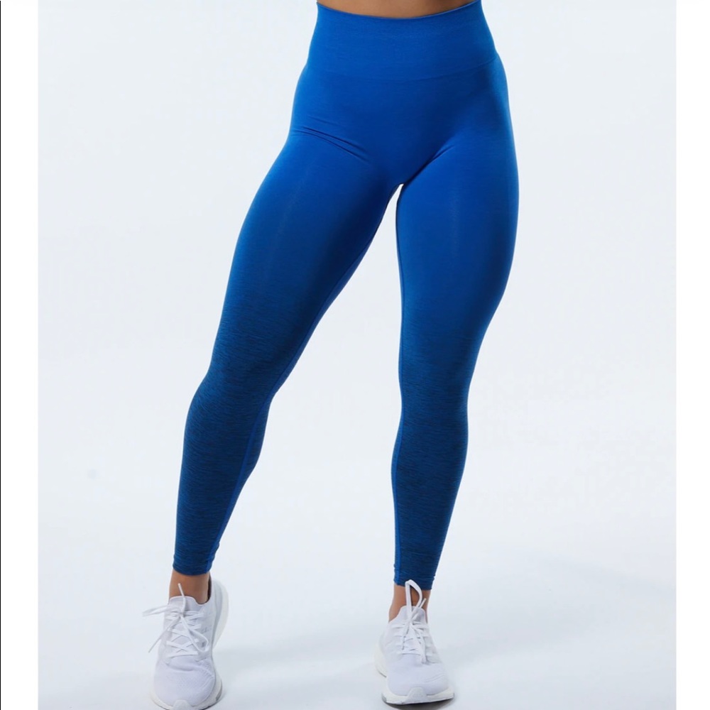 ALPHALETE AMPLIFY LEGGINGS
